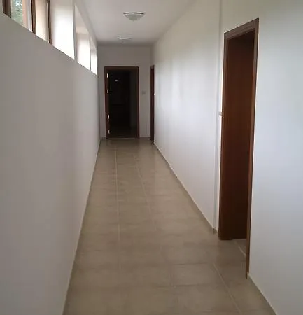 Efir 2 8 Apartament *