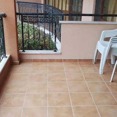 Efir 2 8 Apartament Słoneczny Brzeg